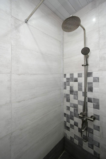Bathroom 3, Koghbatsi street, 1 bedroom Modern and Beautiful apart KO166, Yerevan