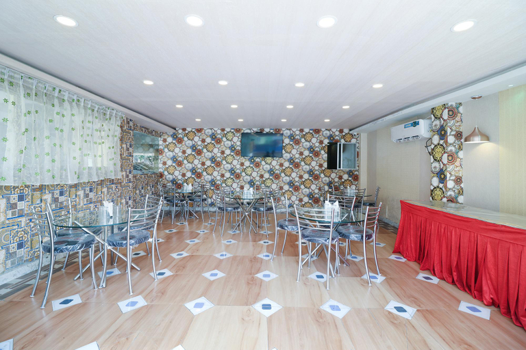 Food & Drinks 2, FabHotel Magadh Palace, Patna