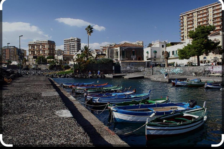 Others 2, Suite Vico li cuti, Catania