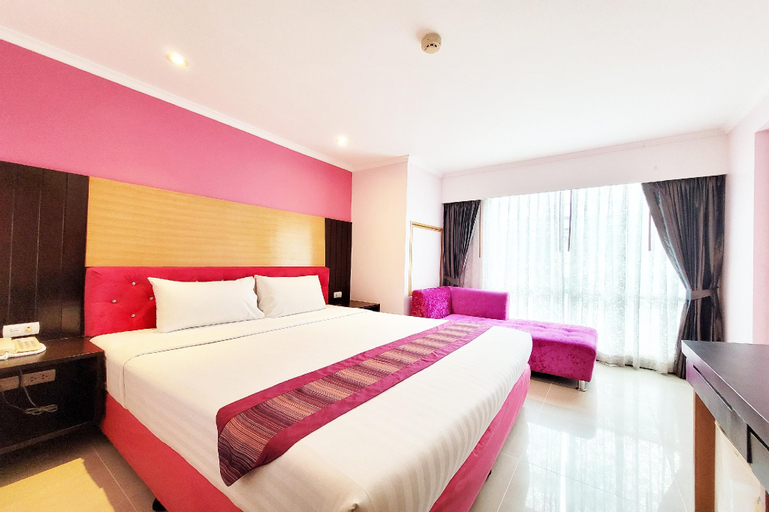 Bedroom 28
