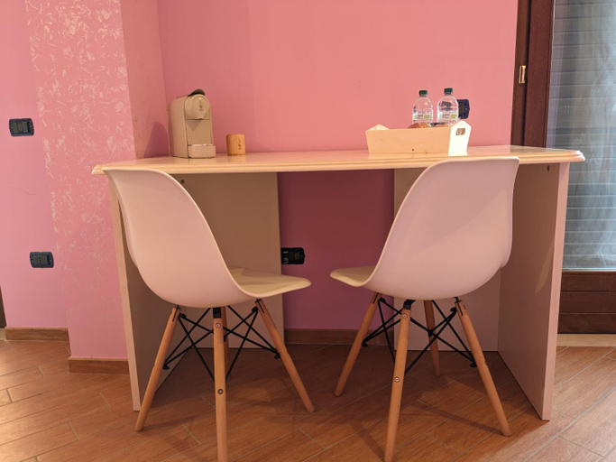 Others 3, B&B Dea, Avellino