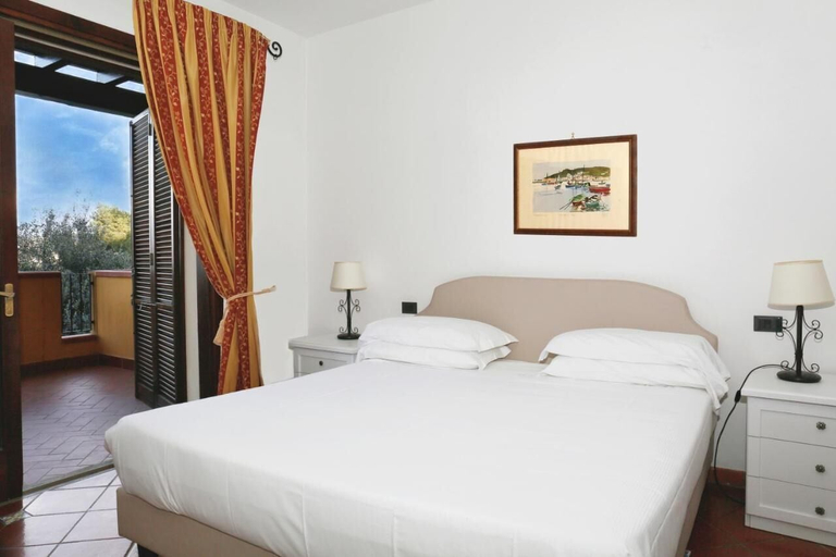Bedroom 3, ALBERGO FILIPPO II, Grosseto