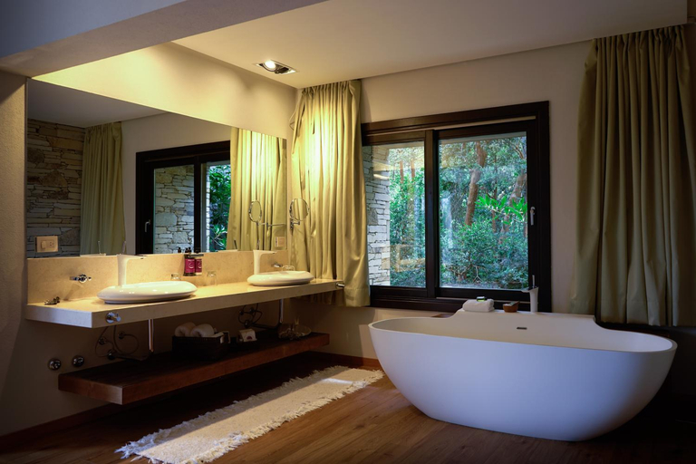 Bathroom 9