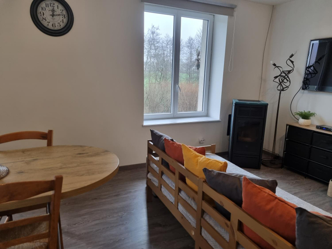 Others 4, Au beau sejour, Allier