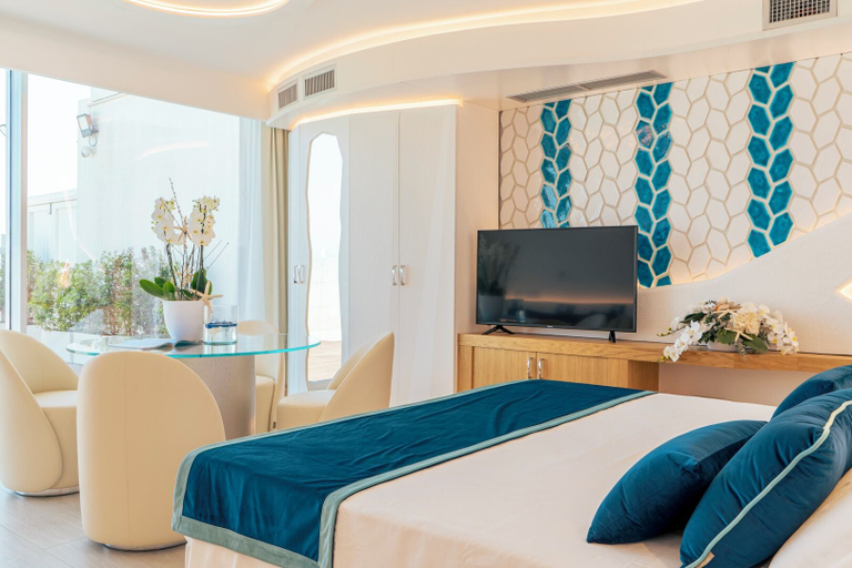 Bedroom 4, New Bussola, Cagliari