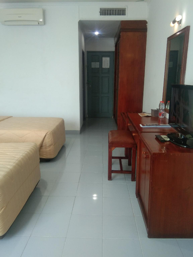 Bedroom 16