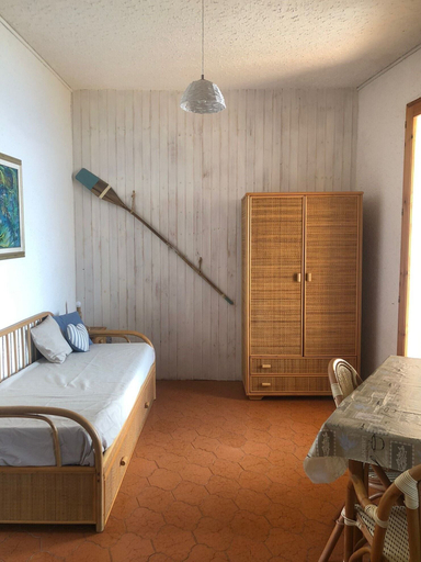 Bedroom 3, Scogliera del Gabbiano, Lecce