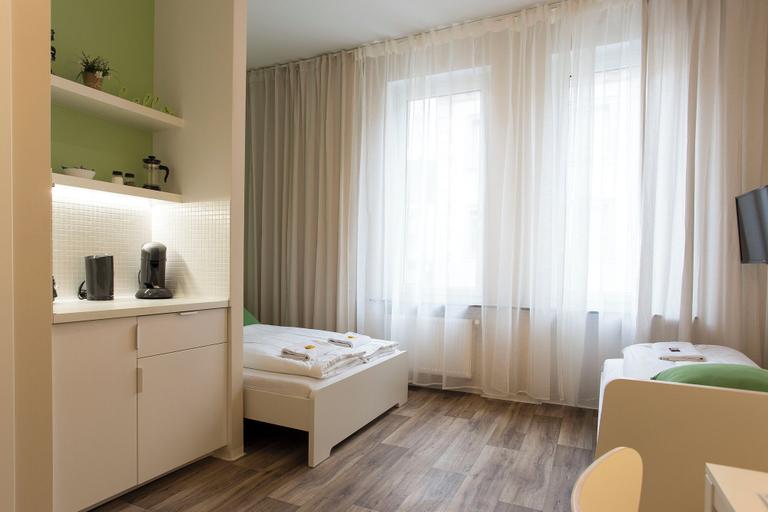 Others 5, GuestHouse Köhn51, Nürnberg