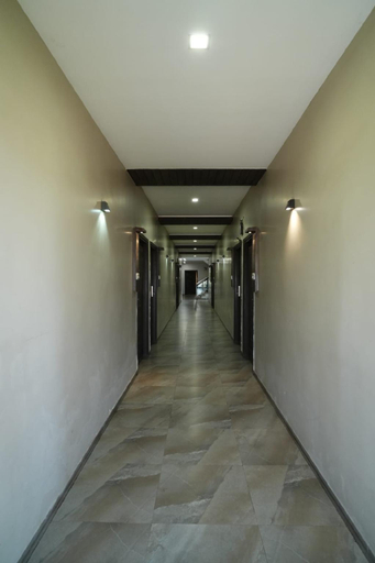 Public Area 2, Hotel Grandeur, Valsad