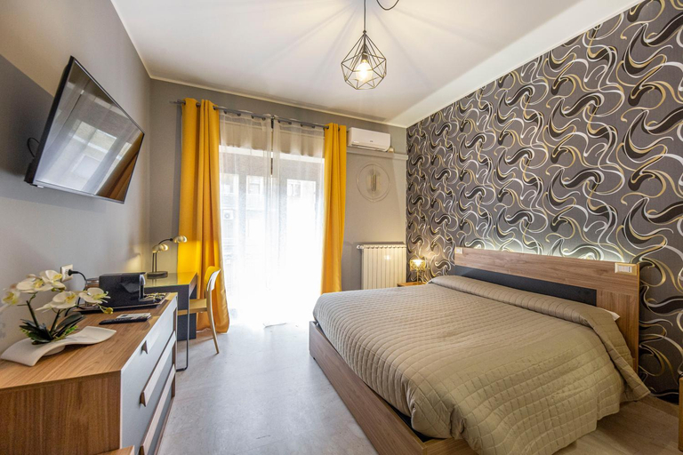 Others 2, B&B Altrasia, Catania