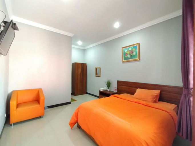 Bedroom 12