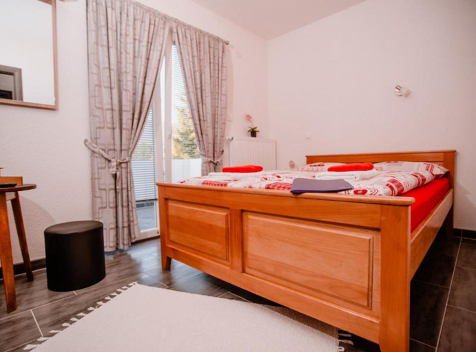 Bedroom 2, Mountain Serenity Rooms, Plitvička Jezera