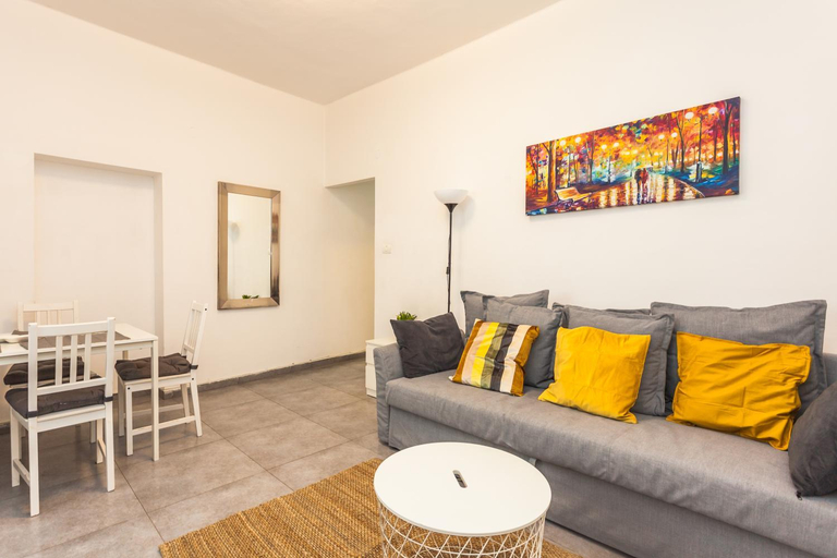 Others 2, Lovely Apartment Close to the Beach