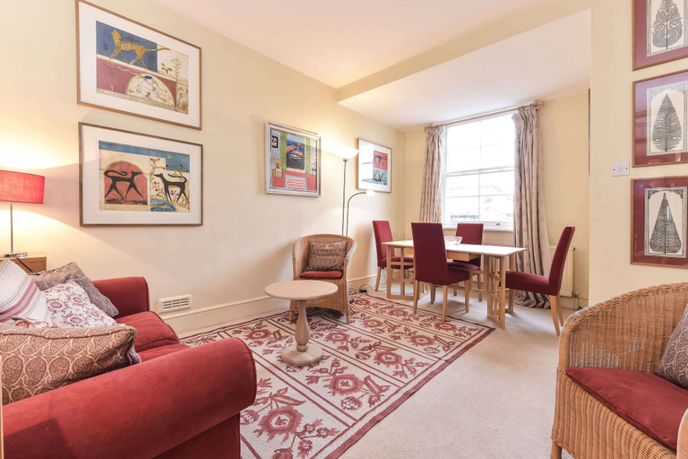 Others 5, Smart 2 bedroom flat near Pimlico Tube, London