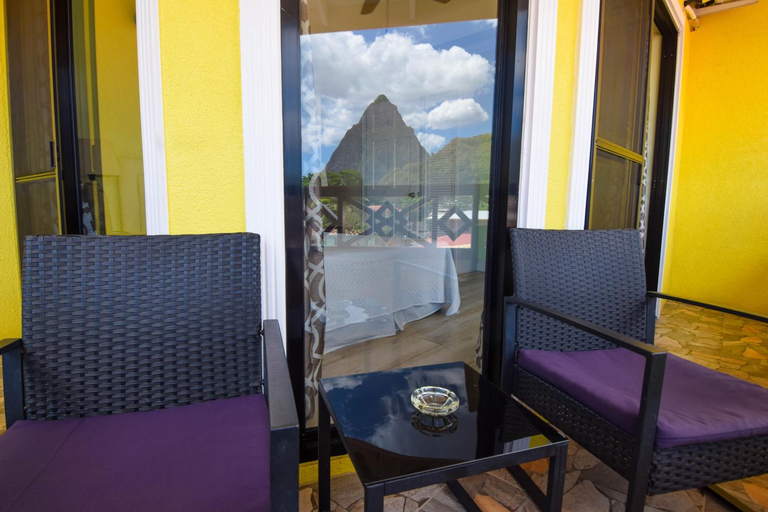 Others 4, Sea Piton Apartment - Piton Delight- Certified