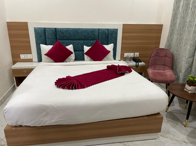 Bedroom 8