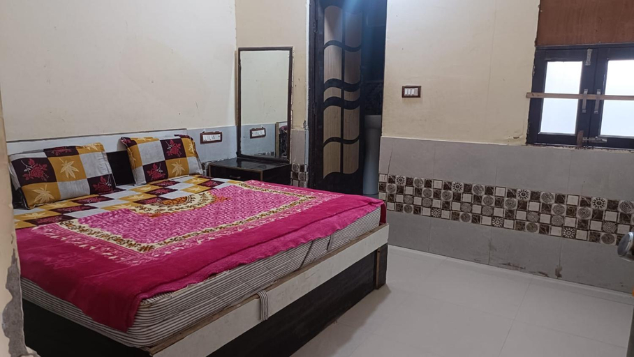 Others 3, RESIDENCE TULSI, Mathura