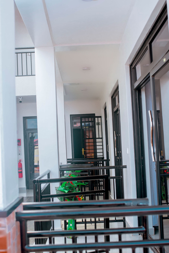 Others 4, Martin Aviator Apartment, Kicukiro