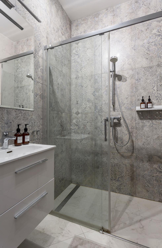 Bathroom 2, athome apartments - Chmielna 104, Warsaw