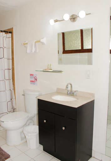 Bathroom 3, Hotel Allende, La Paz