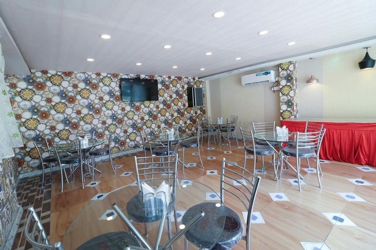 Food & Drinks 1, FabHotel Magadh Palace, Patna