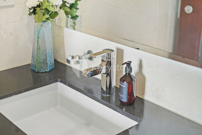 Bathroom 4, Cardea Aparthotel by Kozystay - Senayan, Jakarta Selatan