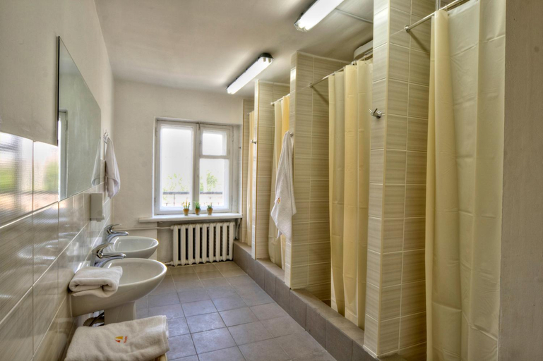Bathroom 4, Podolski Hostel, Podil's'kyi