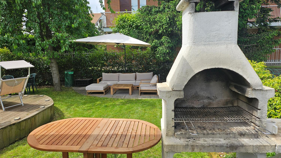 Facilities 4, Camera con cucina e piscina a un passo da Torino, Torino