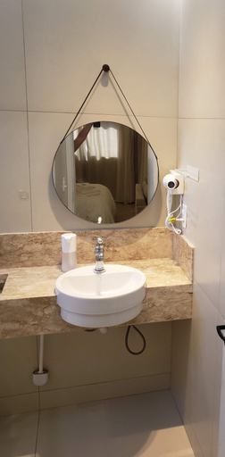 Bathroom 2, Apart-hotel Theotókos Flats, Piui