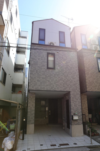Exterior & Views 1, Wonderful stay TOKYO♪ - Accommodates up to 14 people! Private house 5 minutes walk from Nakano Shimbashi Station, Nakano City