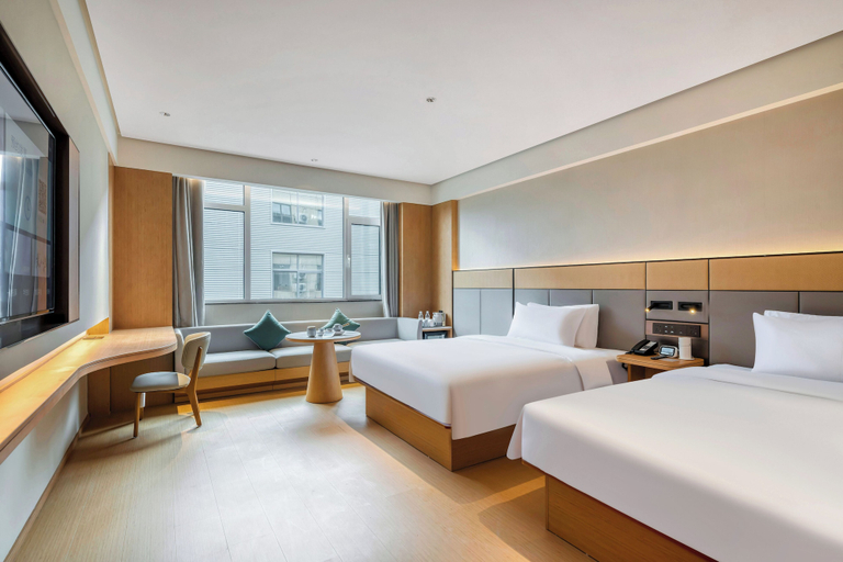 Bedroom 3, Full Season Hotel, Qingdao