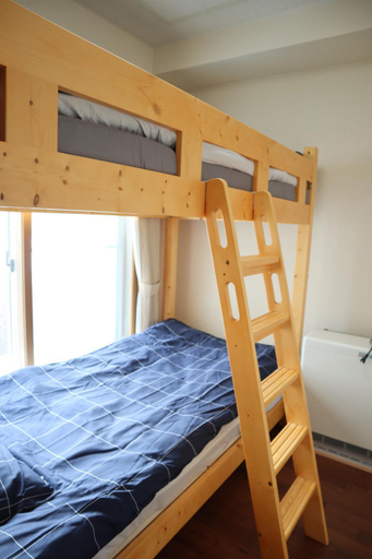 Bedroom 12