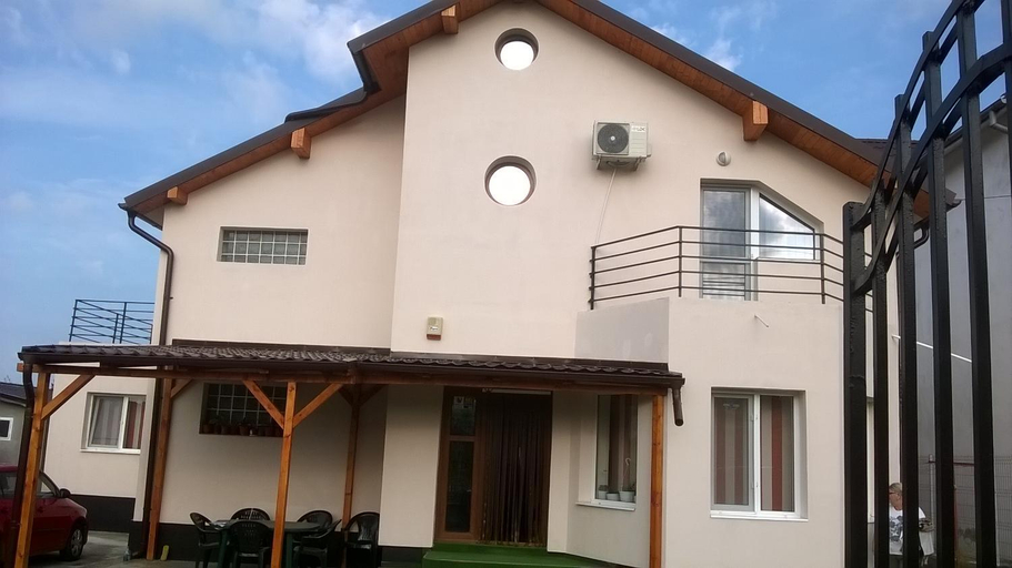 Others 3, Casa Ani, Costinesti