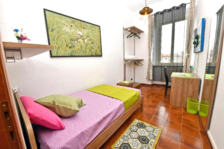 Others 2, Appartamento Borgo 98 Guest House, Livorno