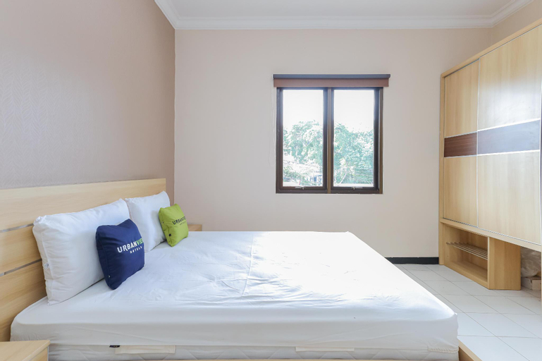 Bedroom 13