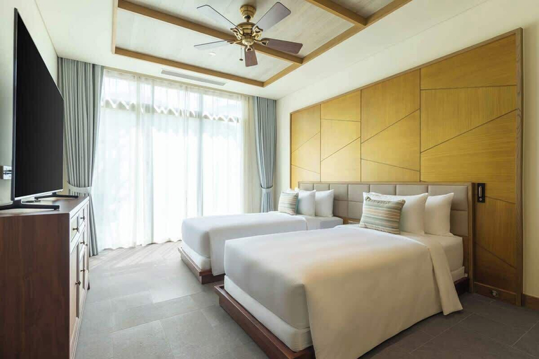 Bedroom 3, Luxe 5 Star Villa Private Pool Resort Access, Da Nang