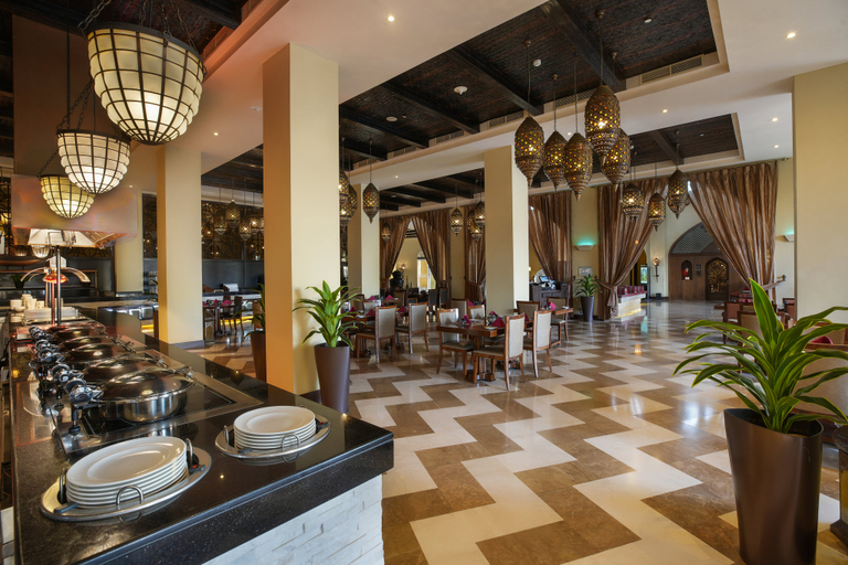 Food & Drinks 4, Vignette Collection ALDHAFRA RESORT by IHG, Madinat Zayed