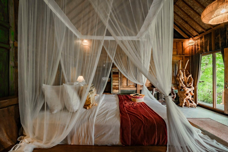 Bedroom 26