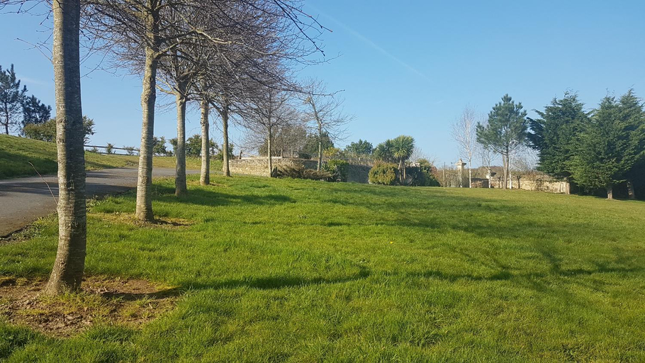 Others 3, Le domaine des Roseraies,, Calvados