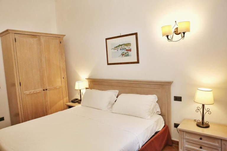 Bedroom 5, ALBERGO FILIPPO II, Grosseto