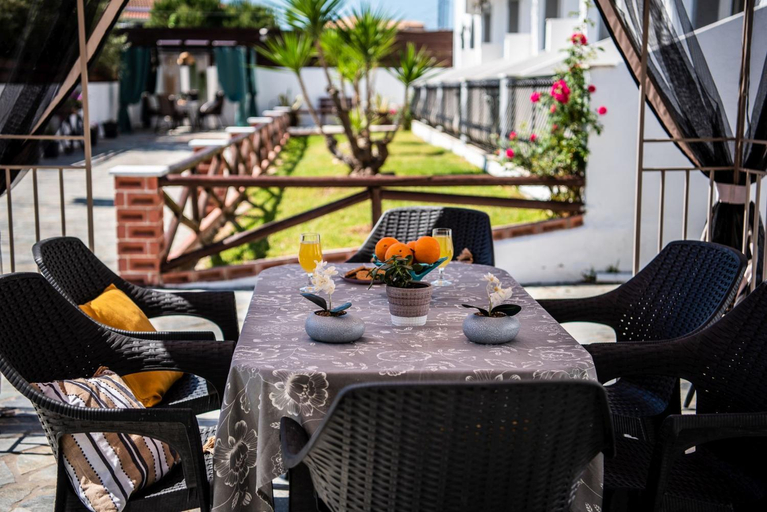 Others 2, Kolevri Studios - 650m from Laganas Center, by ZanteWize, Ionian Islands