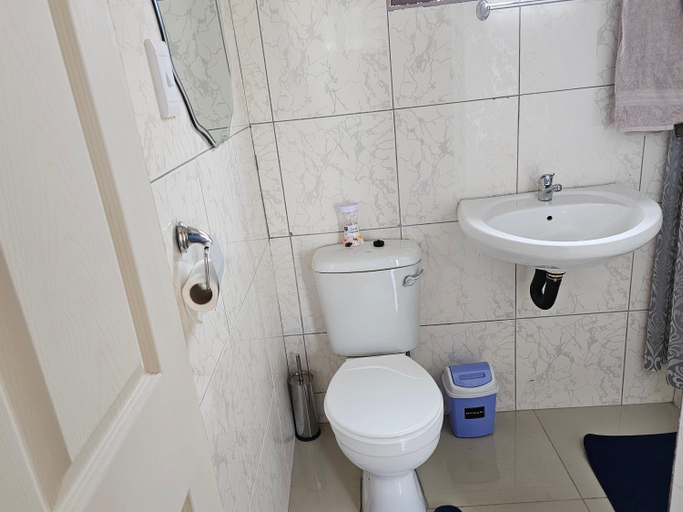 Others 5, Donsie Guesthouse, Umzinyathi