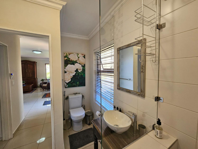 Bathroom 3, Jasmine Guest Cottage, Ekurhuleni