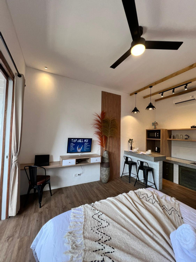 Bedroom 12