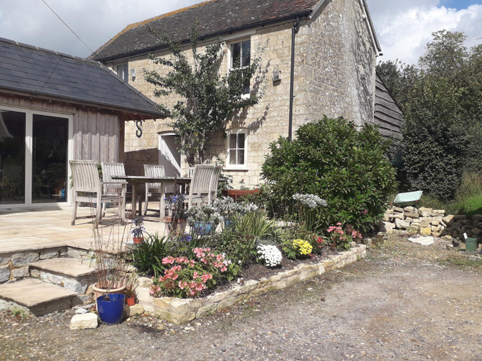 Others 2, The Barn @ Hillside, Dorset
