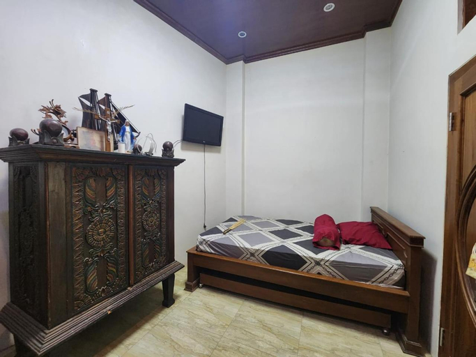 Bedroom 12