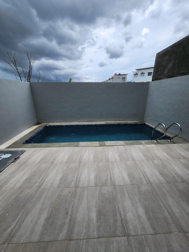 Sport & Beauty, The Icon Central Home Villa 3bedroom with private pool, Batam