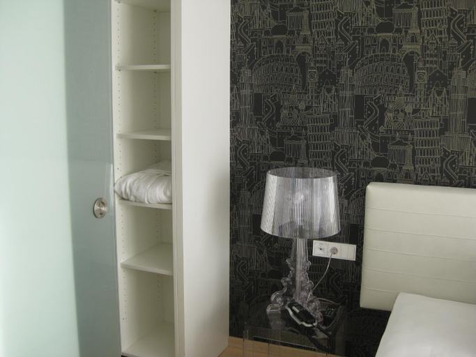 Bedroom 12