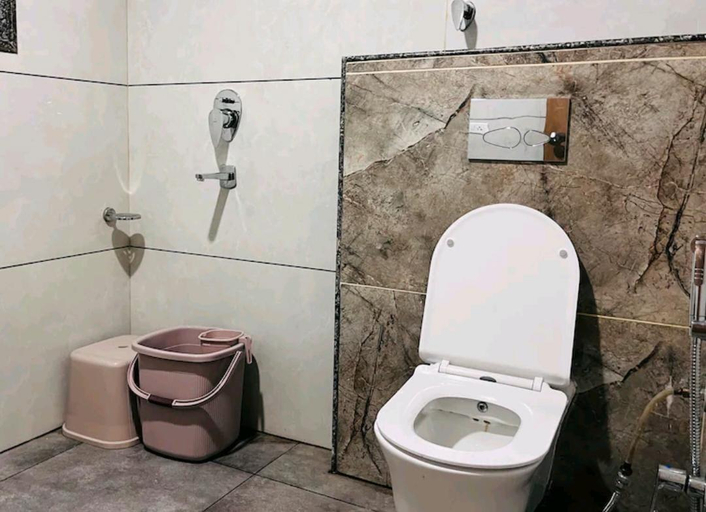 Bathroom 4, Vacanza by Westay, Gurgaon