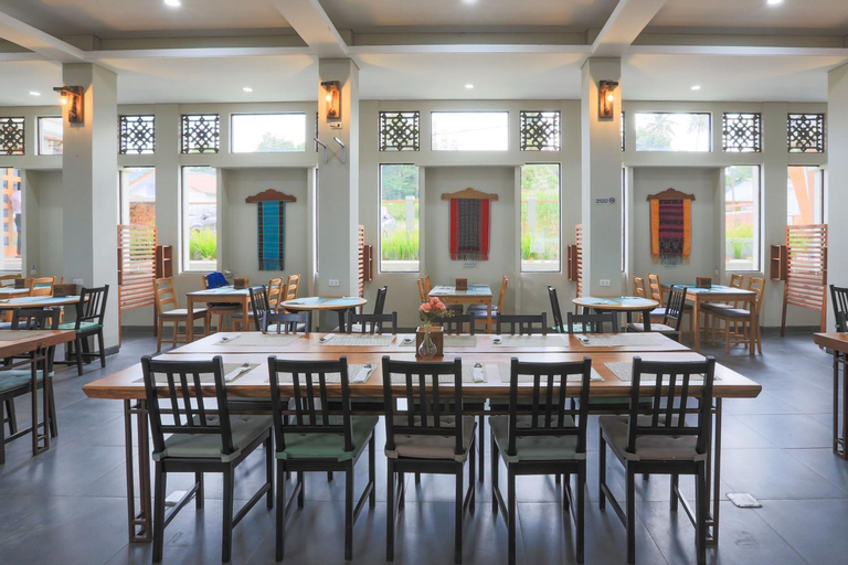 Food & Drinks 3, Damar Toba, Toba